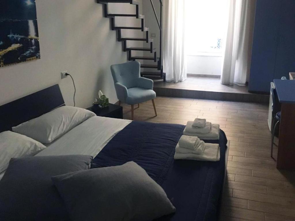 Home Salvator Rosa 78 Napoli Eksteriør bilde